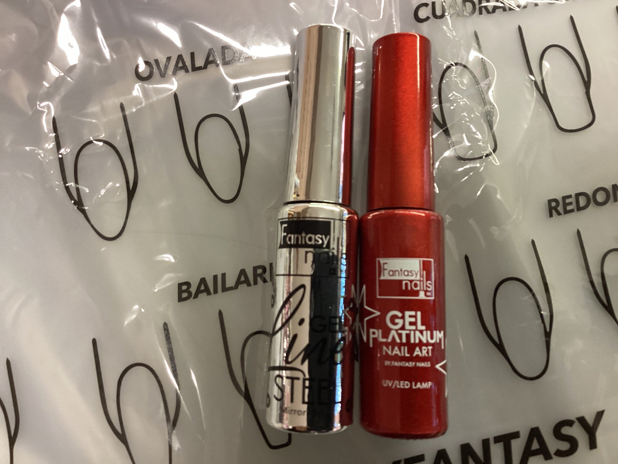 Fantasy Nails Liner platinum – A&G Nail Supplies Inc